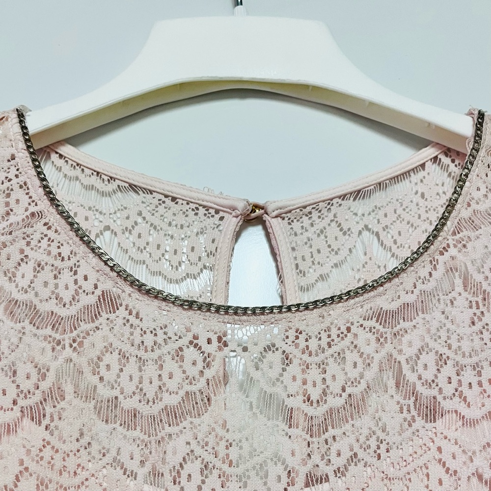 Jessica Simpson Lace Midi Dress Size 8 Blush Pink Scalloped Chain Collar Belted - Picture 9 of 16